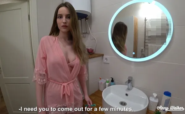 sex lanxinhiu06 Thằng em bất ngờ nhờ chị gái xoa dịu cơn nứng