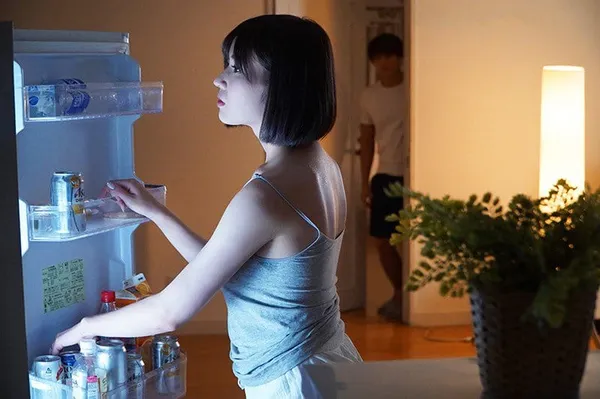 hinh sex việt nam Chị bà xã cãi nhau với Gã chồng đến nhà bạn gái ở rồi địt luôn Ông xã em gái